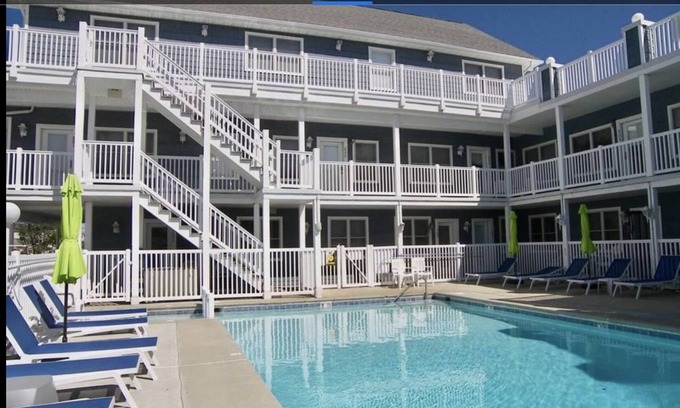 Cape May - Wildwood Condo | Beach Block, North Wildwood: Heated Pool