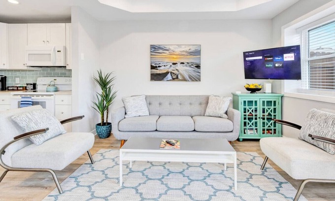 Lewes Condo | Beach Camp * Free Bikes * Top Restaurants
