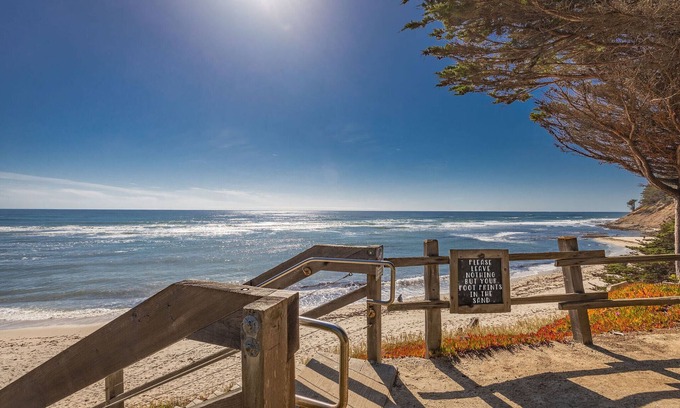 Moss Beach House | Beach Chic Oasis Home, walk to the beaches, restaurants, ocean views & more