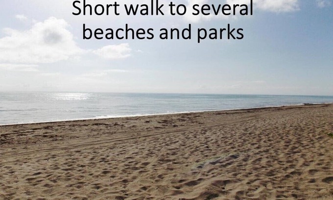 Fort Pierce House | 🏖️ Beach Cottage, Steps to Beach. Updated and Great Deal for Money.