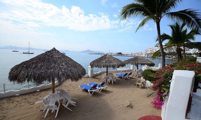 Peninsulas de Santiago House | Beach department