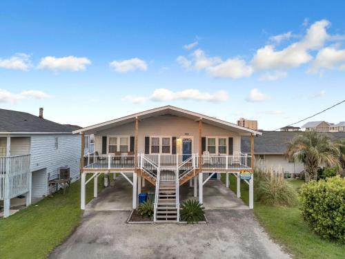 Cherry Grove Beach House | Beach Dreams - 3rd Row - Cherry Grove Section
