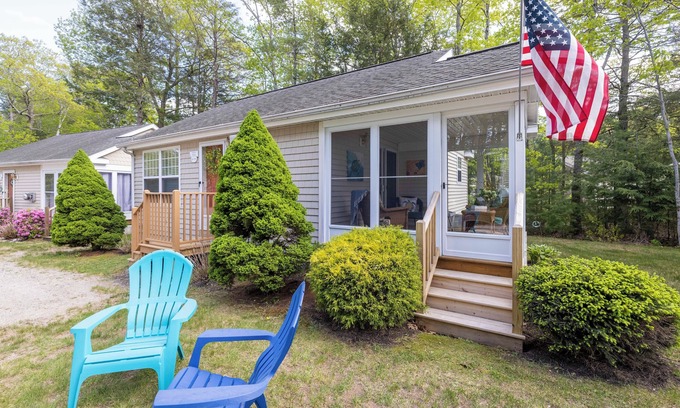 Ogunquit - Wells Cottage | Beach Dreams Retreat: Your Home Away From Home