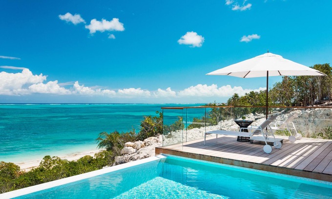 Leeward Settlement Apartment | Beach Enclave