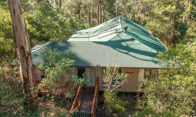 Denmark House | Beach, forest, wineries, town . Family, pet friendly, or romantic interlude.