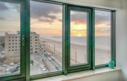 Mariakerke Apartment | Beach Front Apartment In Oostende