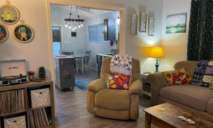 Truth or Consequences Cottage | Beach Front Home, King Bed, Million Dollar Deckview, and Steps to the Beach