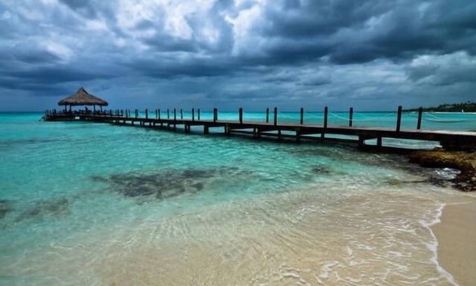 Dominicus Apartment | Beach Front Living 2