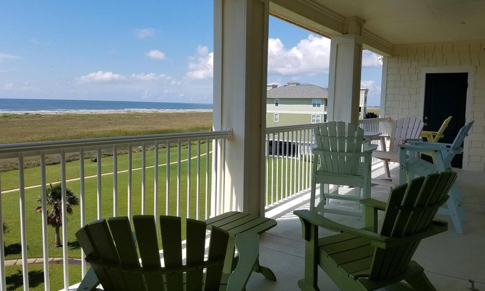 Galveston Condo | Beach front, Top Floor Condo, stunning views of gulf, 7 day discount rate.