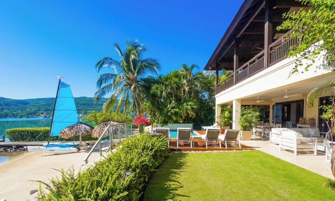 Lagoons Villa | Beach Front Villa W/Pool, in Gated Community W/Tennis/Gym