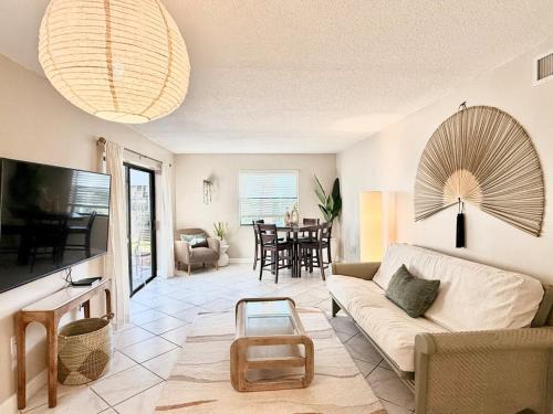 Banana River Estates Apartment | Beach Getaway with Pool, near Pier & Cruise Port
