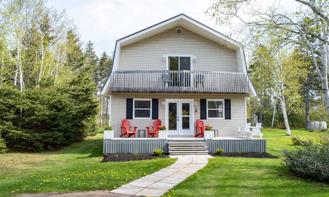 Stanhope Cottage | Beach, Golf, Relax & Enjoy Our Beautiful Stanhope, PEI Cottage for your vacation