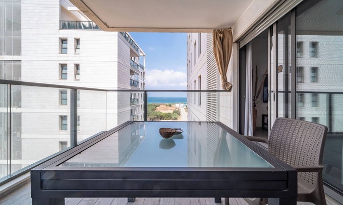 Nahariya Apartment | Beach Haven 3BR Apt by Sea N' Rent