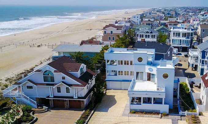 Beach Haven House | Beach Haven, LBI Luxury Home 3760 SqFt with 6 spectacular decks, 1 off the beach