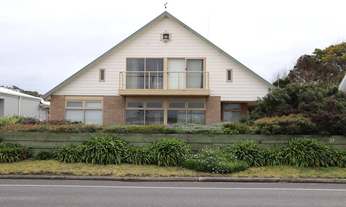 Port Welshpool House | Beach Haven Port Welshpool