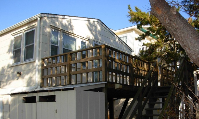 Beach Haven Gardens House | Beach Haven Gardens, One House From The BeachnSaturday to Saturday rentals