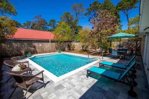 Gulfview Heights House | Beach Hideaway