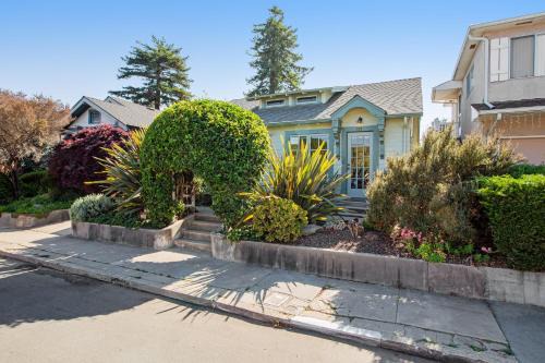 Beach Hill - Beach Flats House | Beach Hill Bungalow