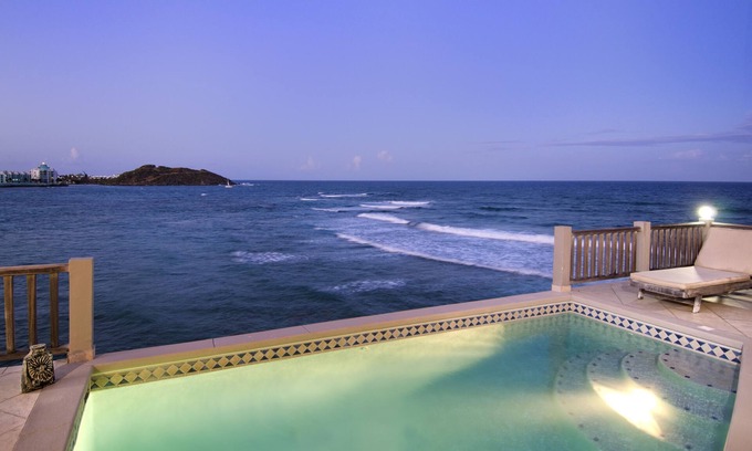 Dawn Beach Estates House | Beach House Younes - 1 bedr oceanfront villa - by Island Properties Online