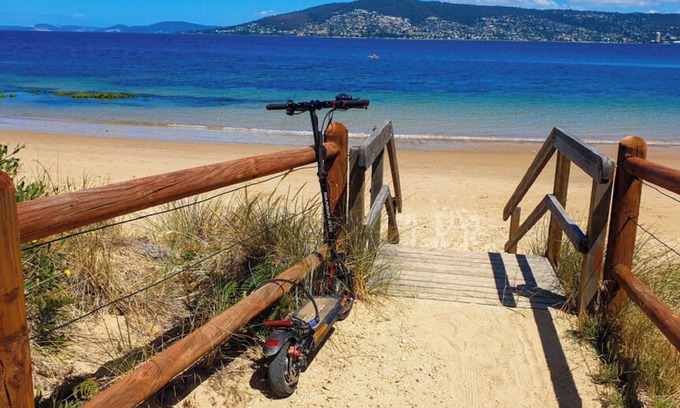 Bellerive House | Beach House Bellerive, Hobart