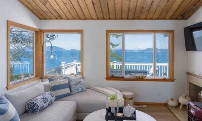 Lopez Island House | Beach House by the Sea