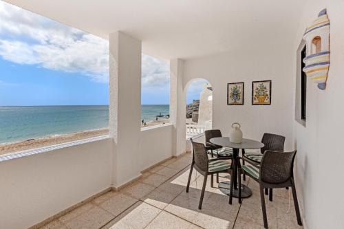 Bahia Calma Apartment | Beach House Christine