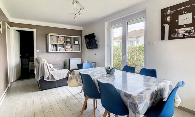 Montmartin-sur-Mer House | Beach house in Hauteville sur Mer