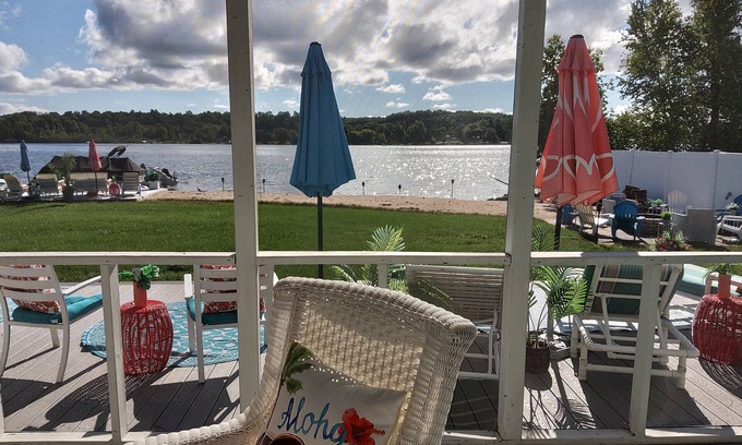 Lake Leelanau House | Beach House Getaway on South Lake Leelanau