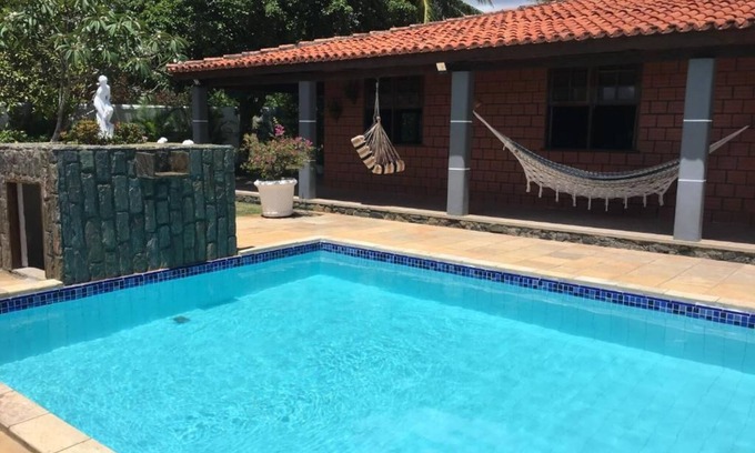 Itacimirim Cottage | Beach house in Itacimirim, close to Guarajuba and Praia do Forte. Cond. Closed.