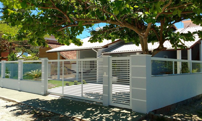 Governador Celso Ramos House | Beach House in Palmas - SC - 3 Bedrooms - 200 meters from the sea