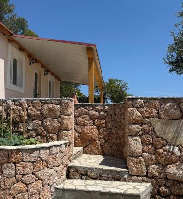 Sveta Nedjelja Apartment | Beach house Korina