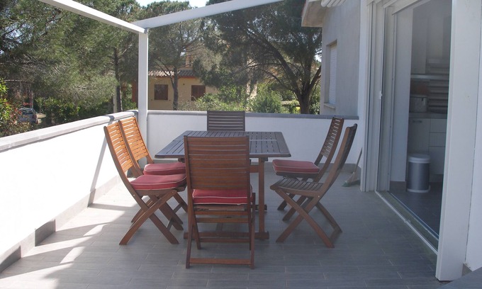 Cala Liberotto Apartment | BEACH HOUSE NEAR THE BEACH - 4 SLEEPS