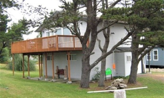 Long Beach House | Beach House on the Dunes Trail to the Beach