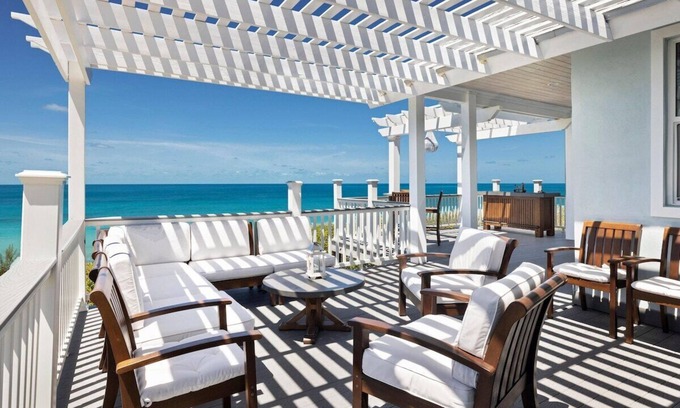 James Cistern House | Beach House w/Sunset View, Pool, Gym, Pickleball