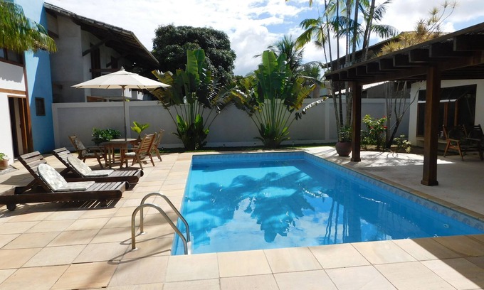 Taperapua Beach House | Beach house with 04 suites air cond, american-bar pool, sauna, barbecue