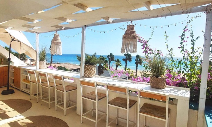 Santa Maria Apartment | Beach house with spectacular ocean view!