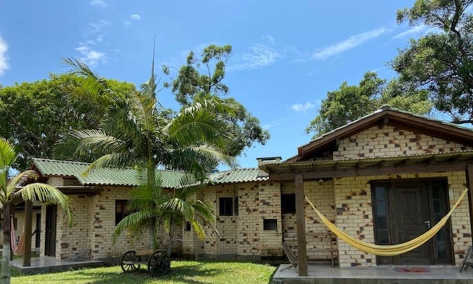 Torres Cabin | Beach Hut w/ Pool