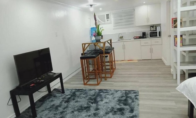 Sipalay Hotel | Beach Loft: Coastal Elegance