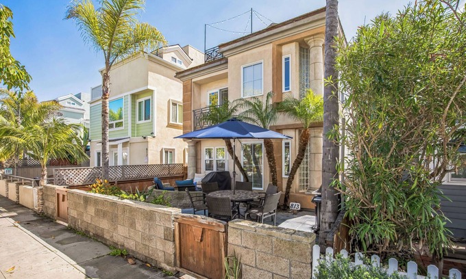 Mission Beach House | Beach N 'Bay! Welcome to San Diego!