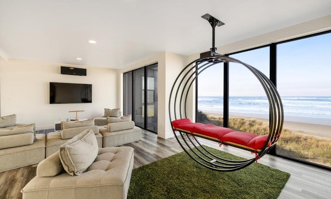 Tierra Del Mar House | Beach N Views