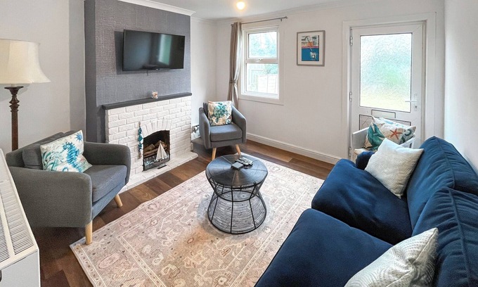 Margate Cottage | Beach Oasis Cottage - UK48530