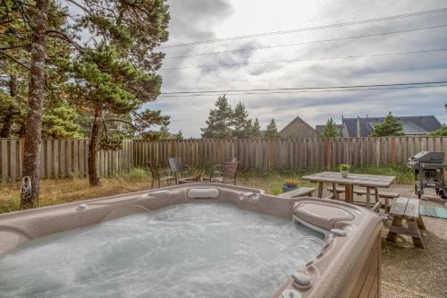 Pacific City House | Beach Pine House - Meredith Lodging