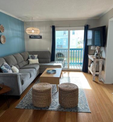 North Carolina Coast Apartment | Beach Please*