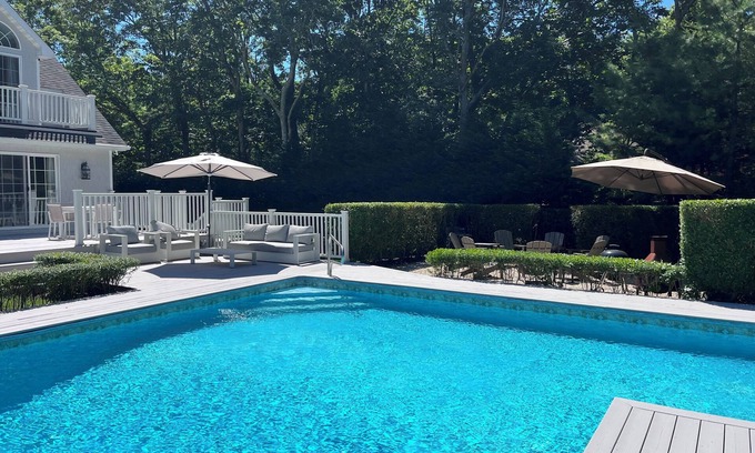 Hamptons House | Beach Retreat with 4bd/4ba & fitness room on 3 levels in gorgeous East Hampton
