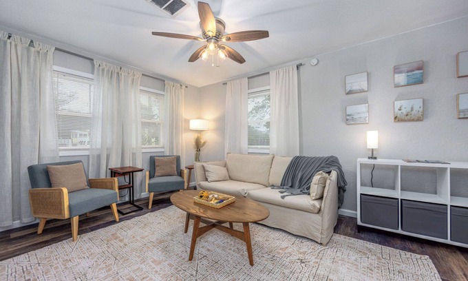 Colington Apartment | Beach Twin A | Clean & Cute | Hot tub