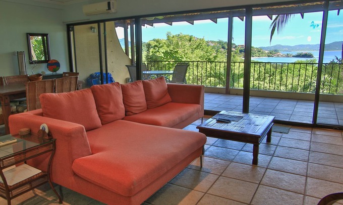 Playa Flamingo Condo | Beach view condo, pool, sleeps 6, 2 bed/2 bath in Playa Flamingo!