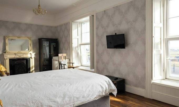 Tramore House | Beach Views, Elegant & Modernised 5BD Period Home