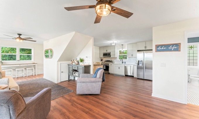 Baxter House | BEACH|Views|Hot Tub|Kayaks|Heated Plunge Pool