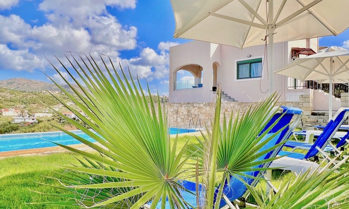Almyrida Villa | Beach Villa Evgenia with private pool