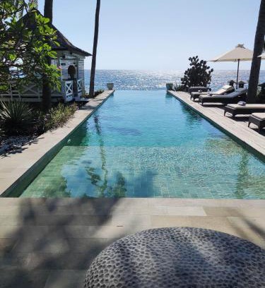 Songan Villa | Beach Villa Pantai Matanai